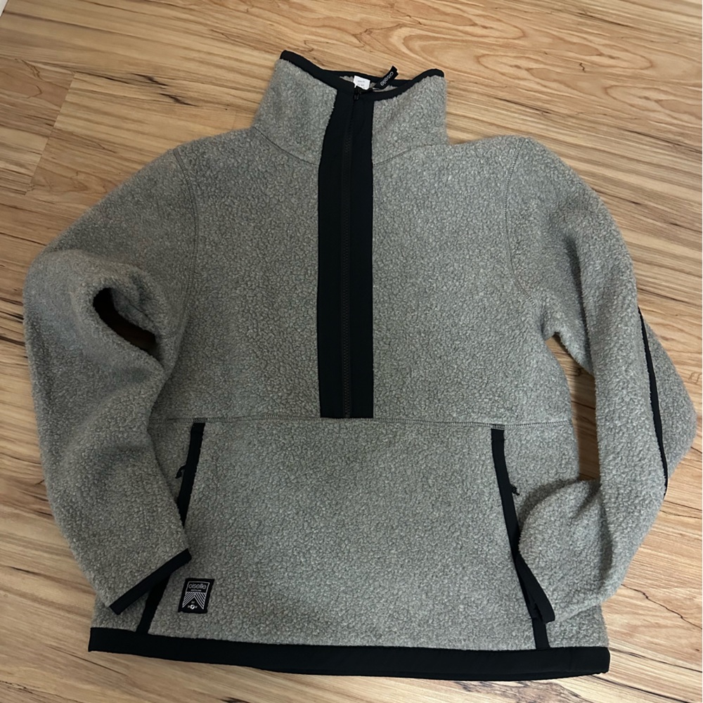 Oiselle PNW Gray Fleece 1/2 zip